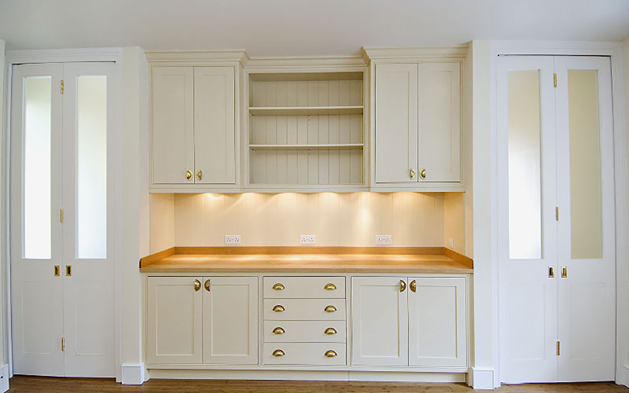 Custom made wooden kitchen cabinets